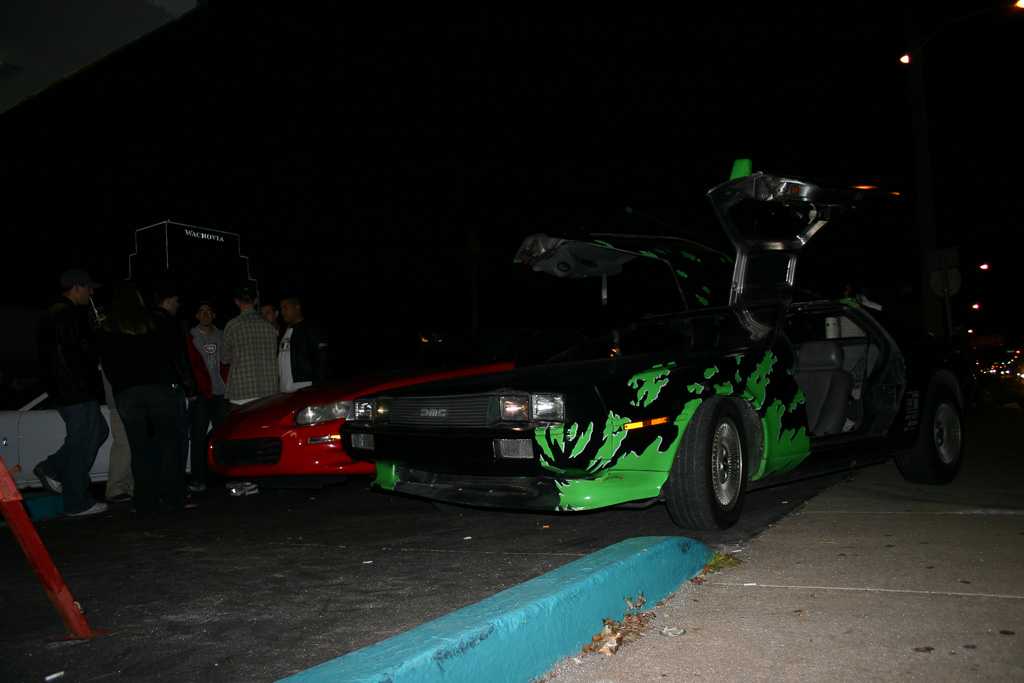 McCoy's Delorean, pimping the paint job...