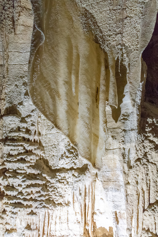 Curtain fomration inside of the Ruakuri caves